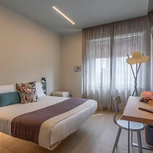 Luci Sul Mare -boutique , Follonica Italia