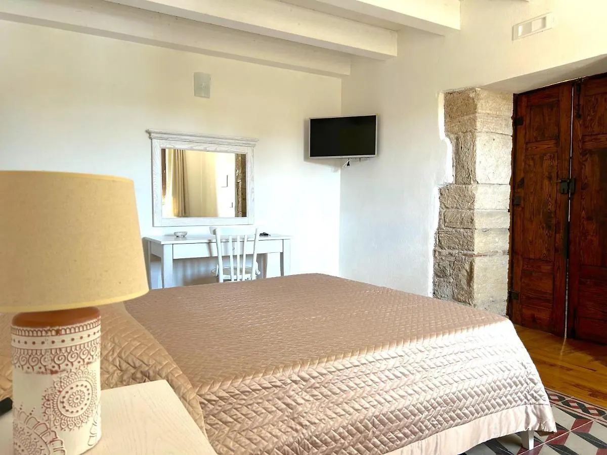 L\'Araucaria Le Camere contacts